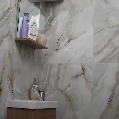 13pacate By Elprofesor Apartament